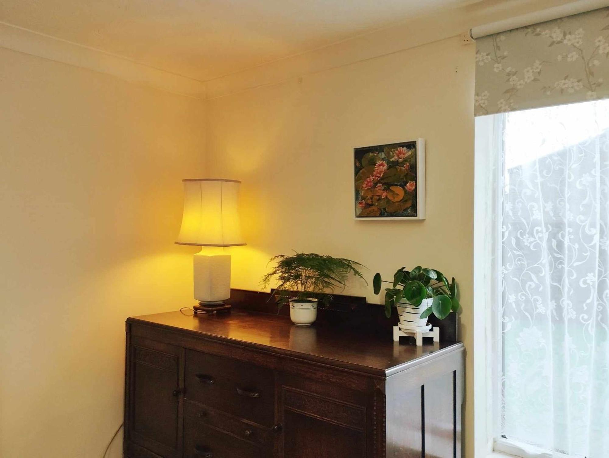 3br House In Convenient Location-ample Parking